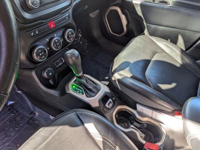 Used 2017 Jeep Renegade Limited image 16