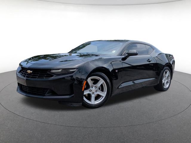Used 2022 Chevrolet Camaro LT RWD image 1