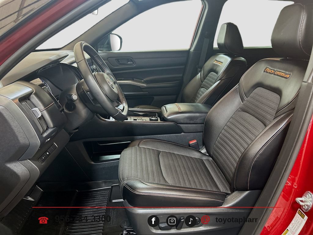 Used 2024 Nissan Pathfinder Rock Creek AWD/4WD image 19