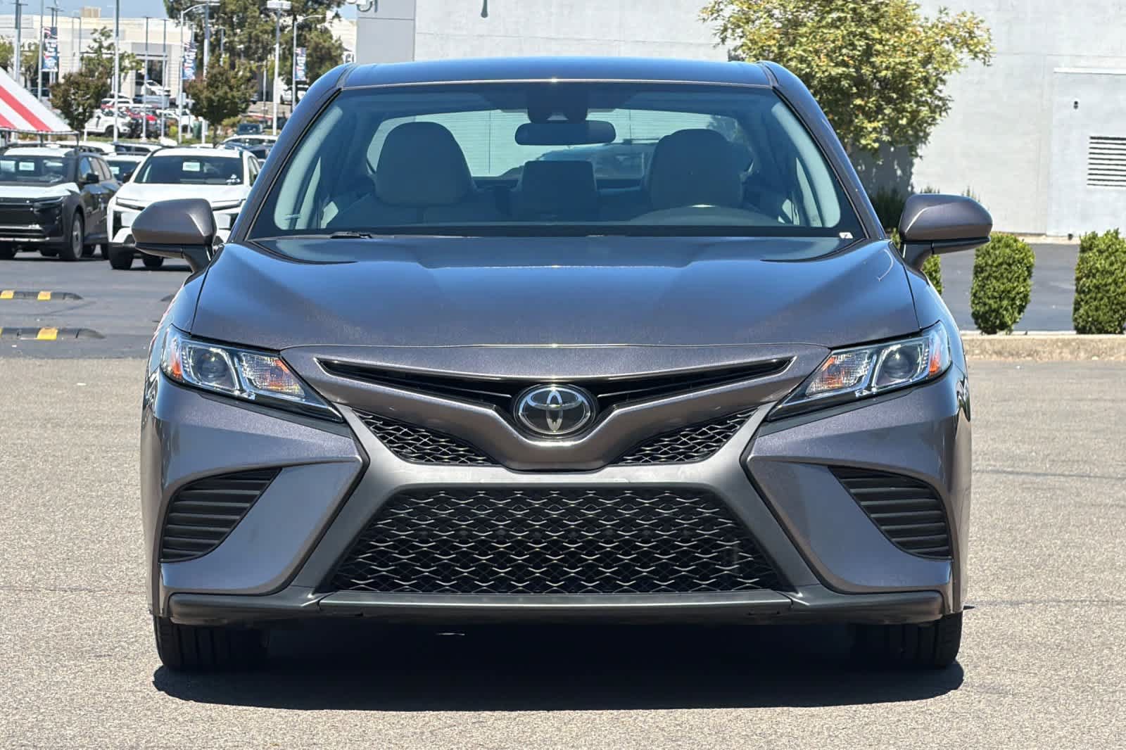 Used 2019 Toyota Camry SE FWD image 10