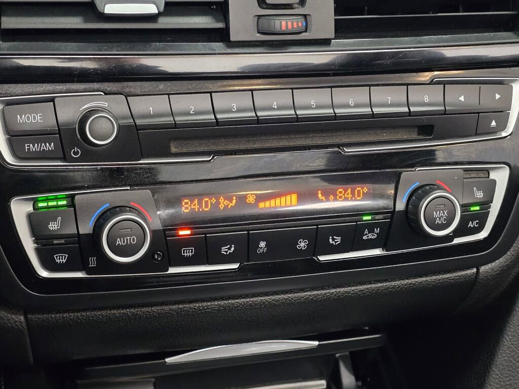 Used 2015 BMW M4 Convertible image 40