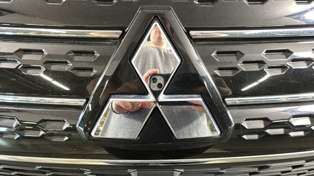Used 2022 Mitsubishi Outlander ES AWD/4WD image 8
