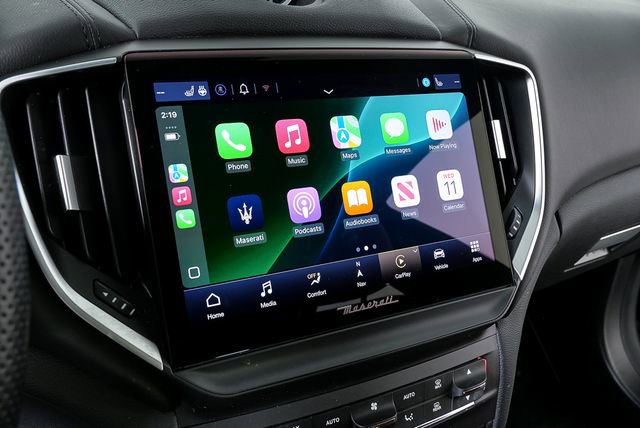 Used 2023 Maserati Ghibli Modena image 4