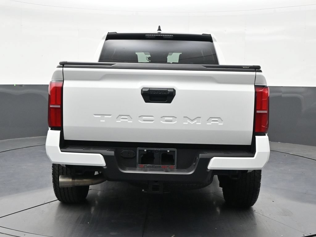 Used 2026 Toyota Tacoma SR5 RWD image 4