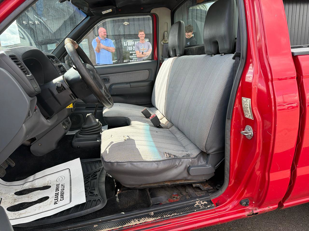 Used 2001 Nissan Frontier XE RWD image 9