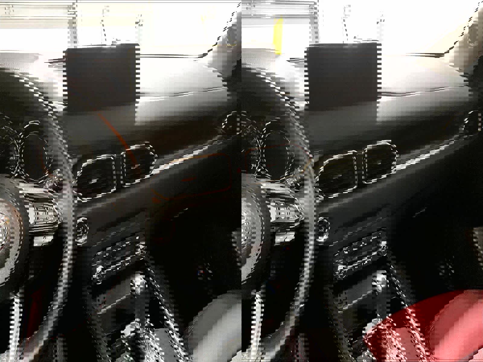 Used 2023 MAZDA CX-5 Carbon Edition image 18