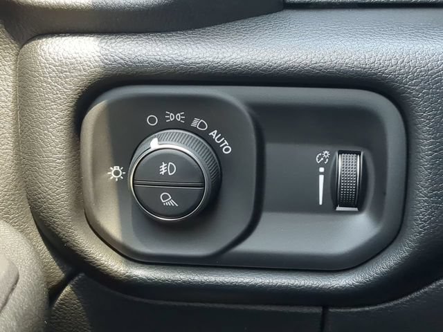 New 2026 RAM 3500 Tradesman AWD/4WD image 26