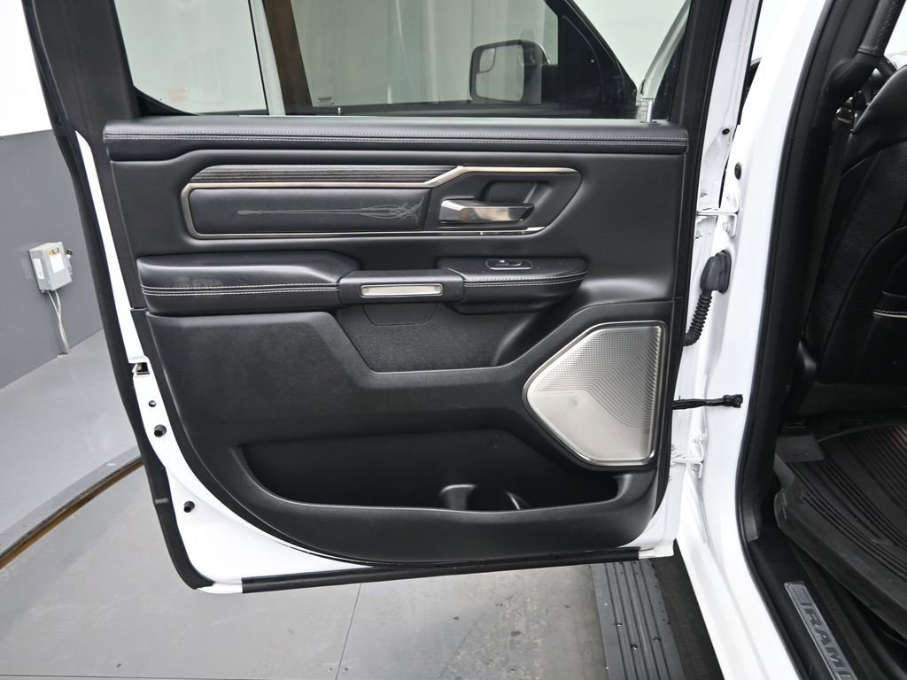 Used 2020 RAM 1500 Limited image 14