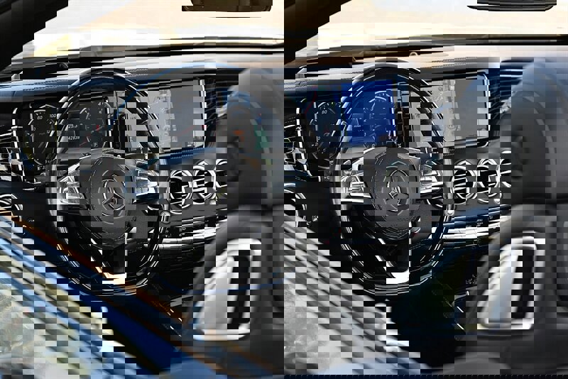 Used 2017 Mercedes-Benz S 550 Cabriolet image 28