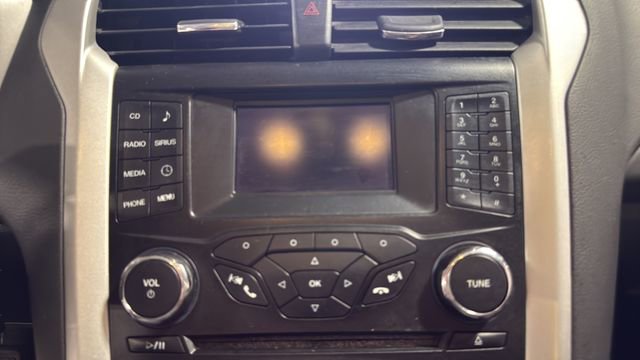 Used 2014 Ford Fusion SE image 21