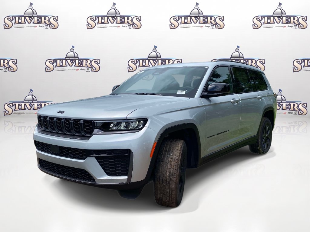 New 2026 Jeep Grand Cherokee L 2WD image 3