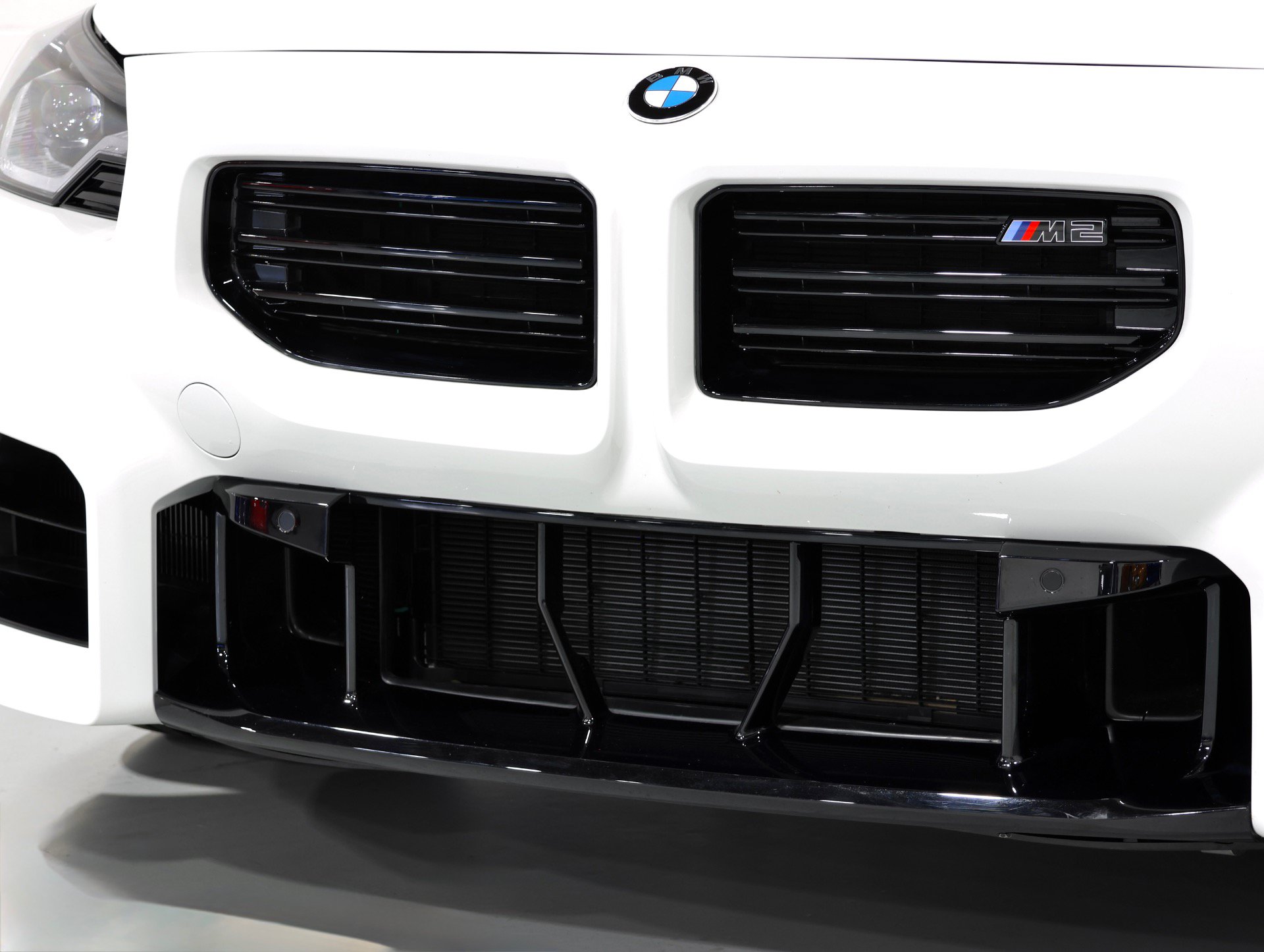 Used 2026 BMW M2 w/ Lighting Package RWD image 43