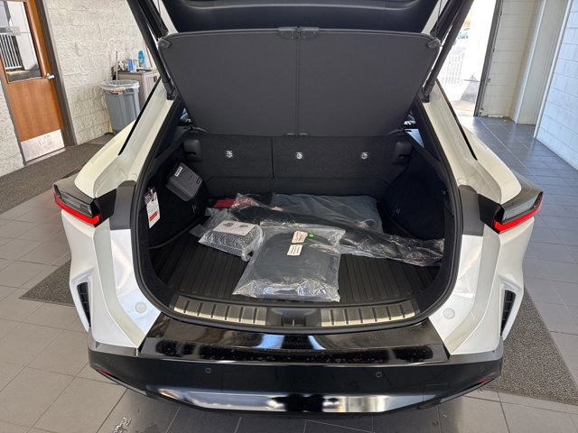 New 2026 Lexus RZ 350e 2WD image 9