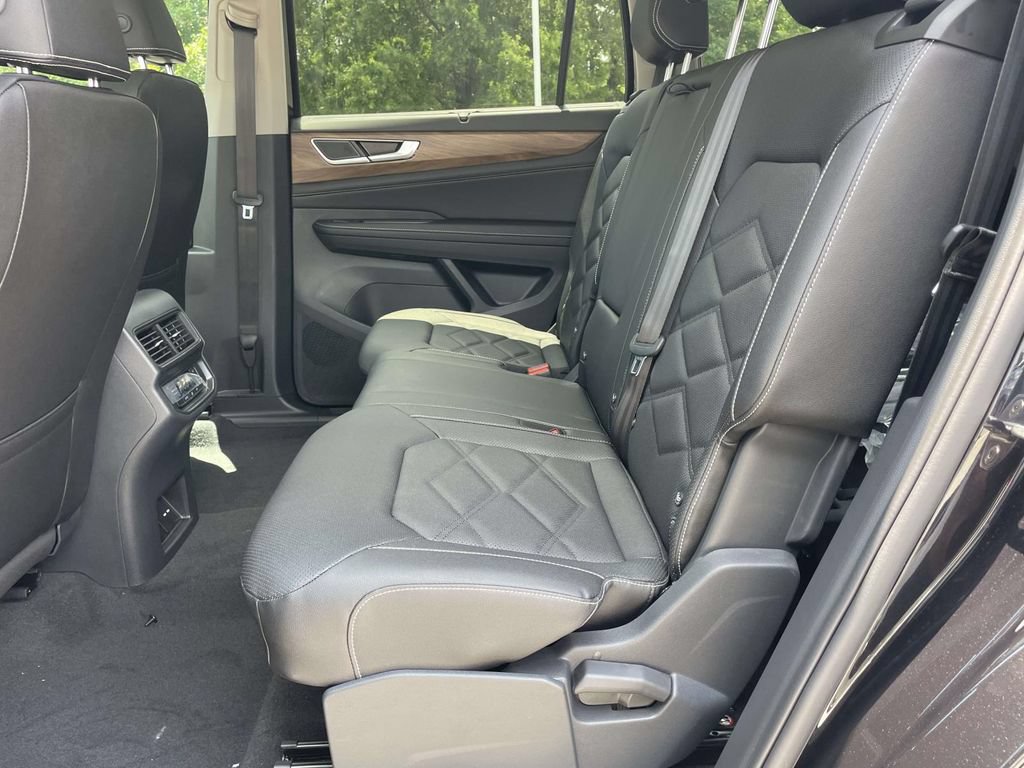 New 2026 Volkswagen Atlas SE FWD image 12