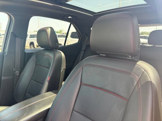 Used 2022 Chevrolet Equinox RS w/ RS Leather Package AWD/4WD image 13