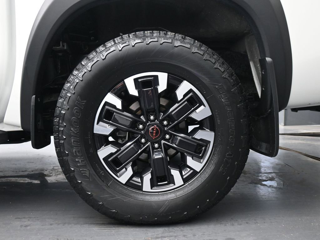 Used 2023 Nissan Frontier PRO-4X w/ Pro Convenience Package image 12