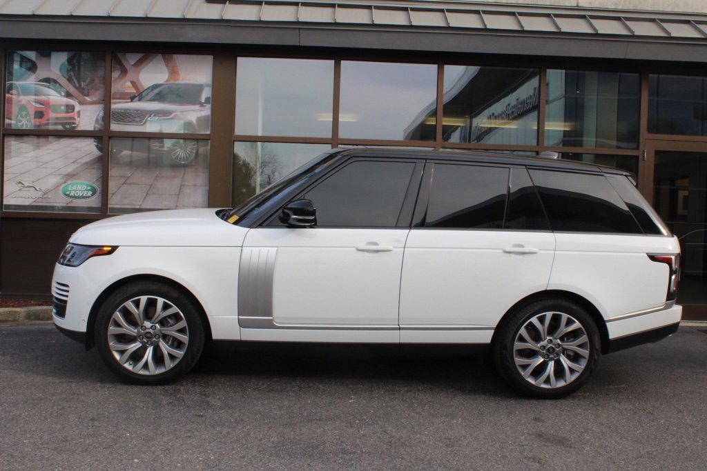 Used 2022 Land Rover Range Rover P525 Westminster Edition image 10