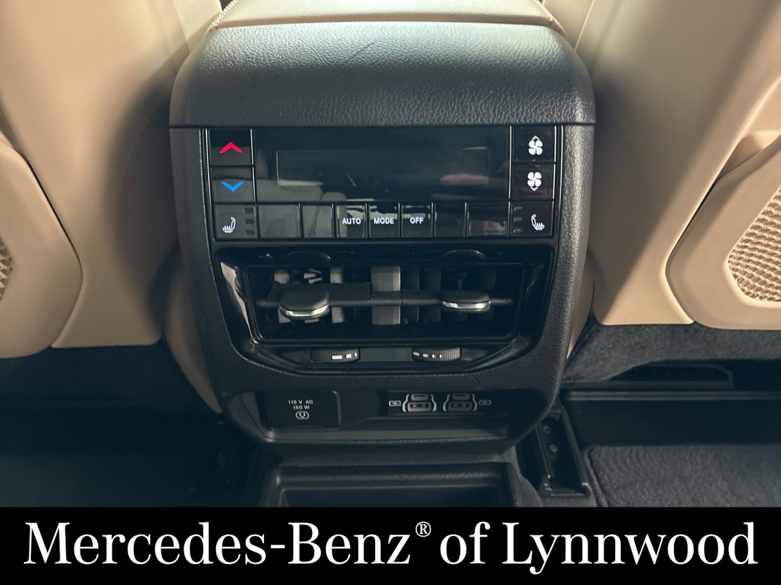 Used 2025 Jeep Grand Cherokee L Limited image 30