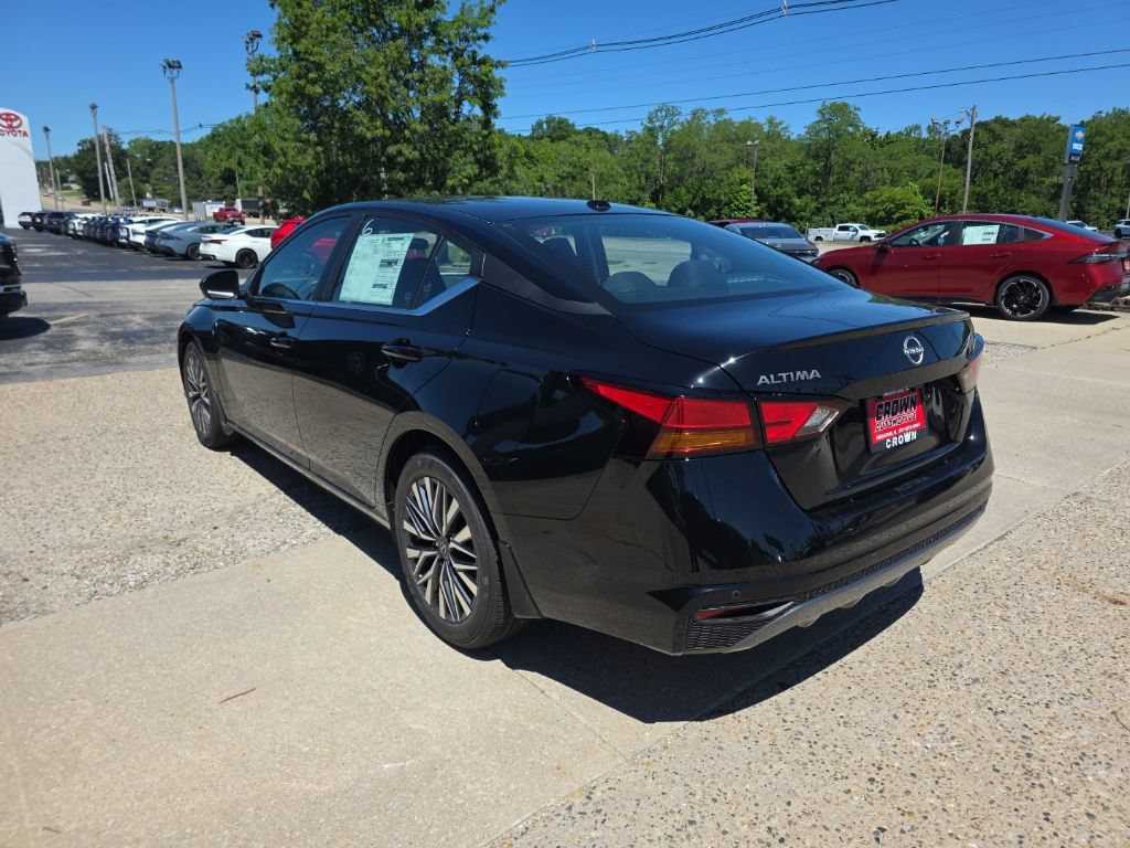 New 2026 Nissan Altima 2.5 SV FWD image 6