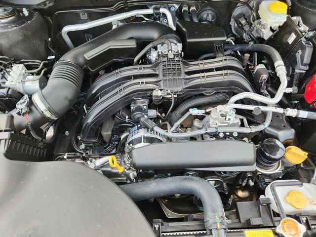 Certified 2025 Subaru Outback Limited image 33