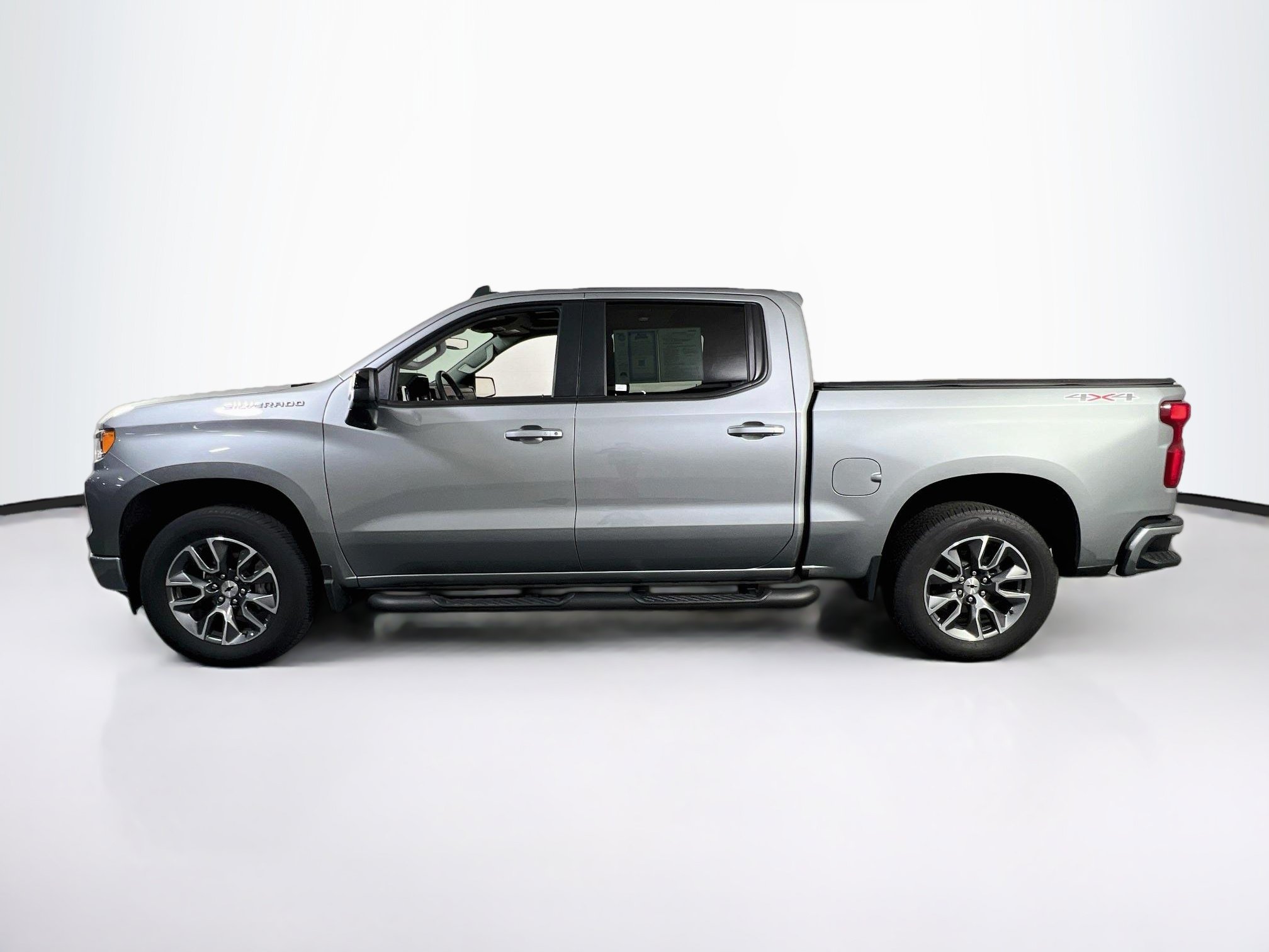 Used 2025 Chevrolet Silverado 1500 RST w/ Convenience Package II AWD/4WD image 8