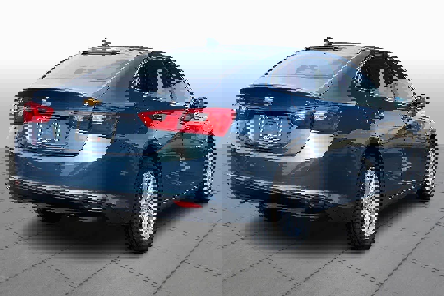 Used 2024 Chevrolet Malibu LT image 13