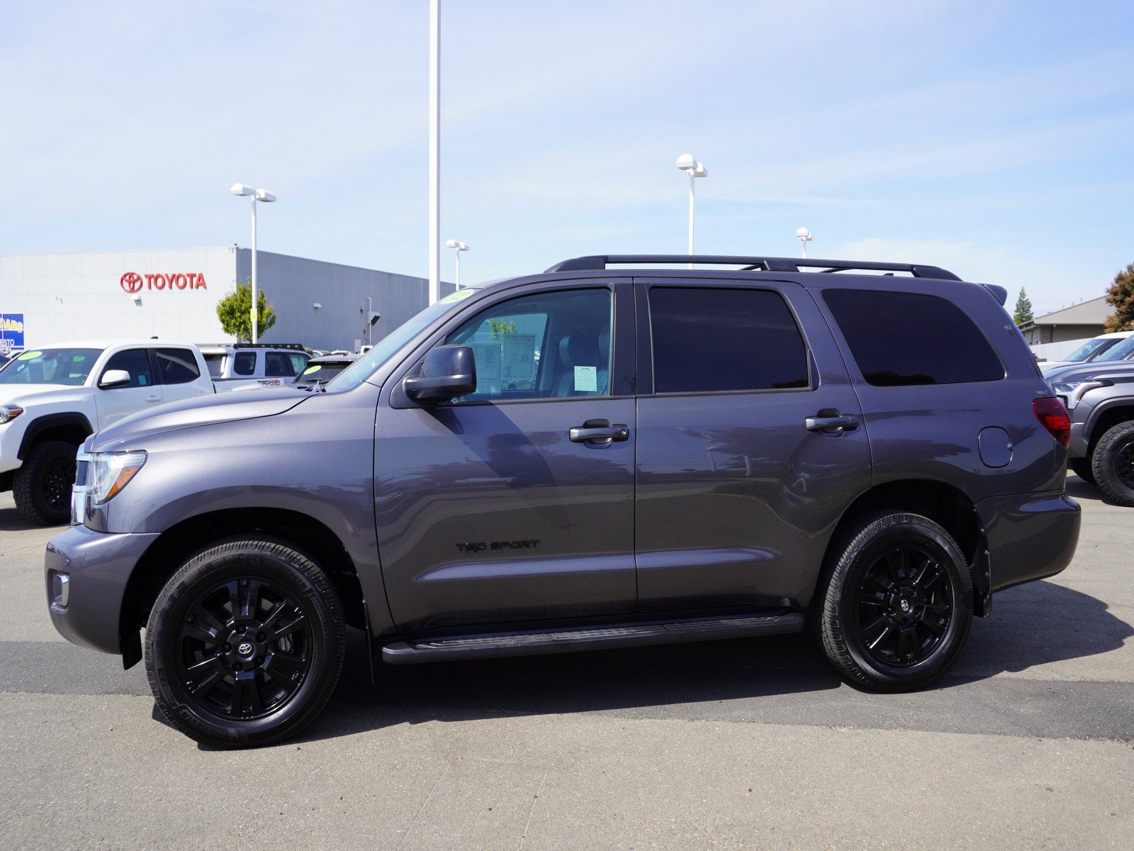 Used 2022 Toyota Sequoia TRD Sport AWD/4WD image 7