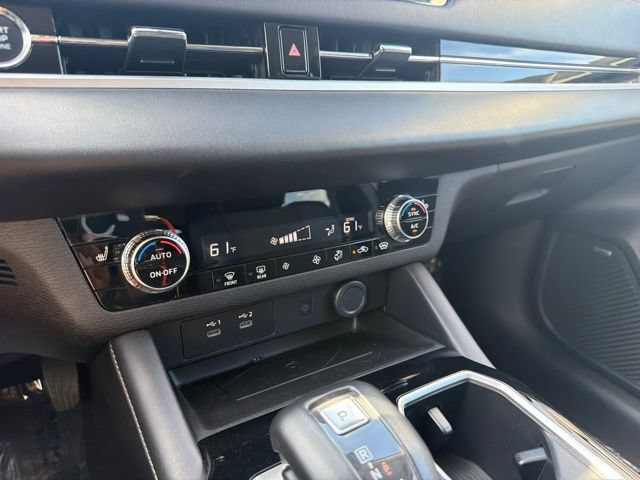 Used 2025 Mitsubishi Outlander SE AWD/4WD image 25