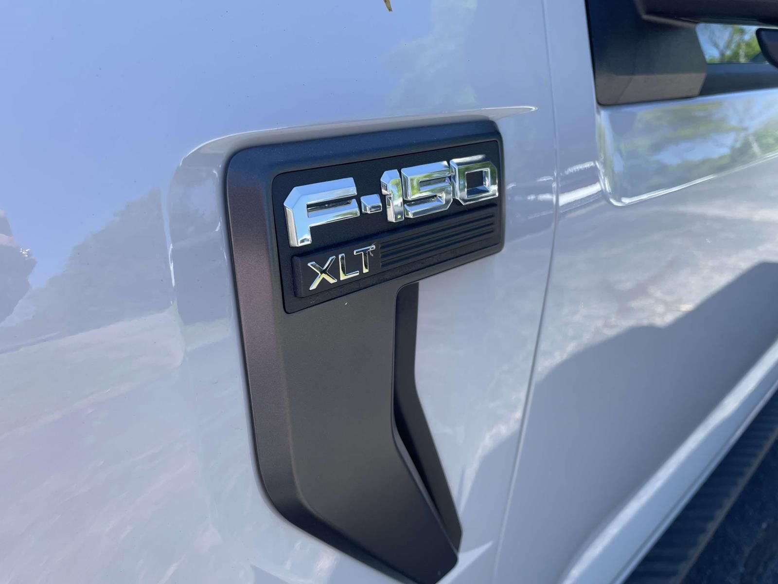 Certified 2023 Ford F150 XLT w/ Equipment Group 302A High image 12