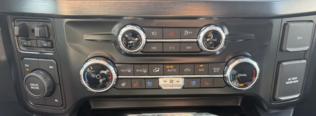 New 2026 Ford F350 Lariat w/ Lariat Ultimate Package image 13