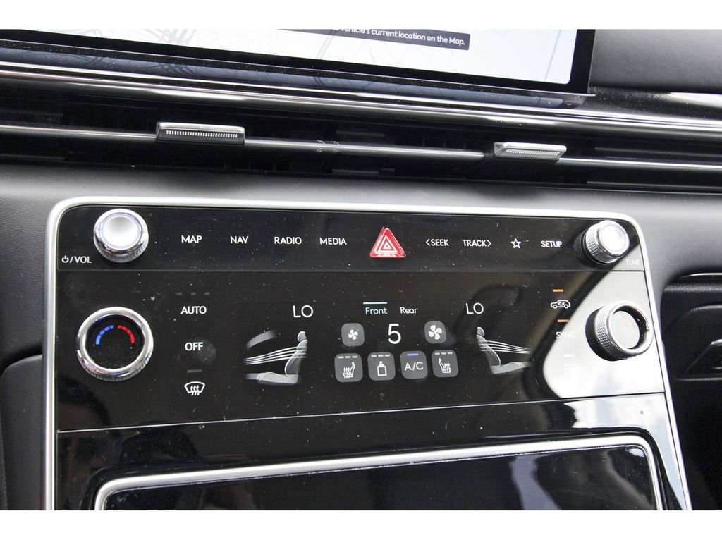 Used 2025 Genesis GV80 2.5T Standard image 24