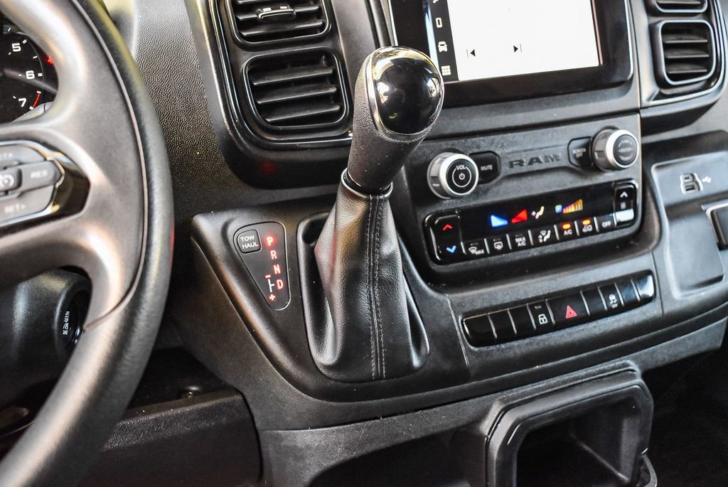 Used 2025 RAM ProMaster 2500 w/ Convenience Group image 18