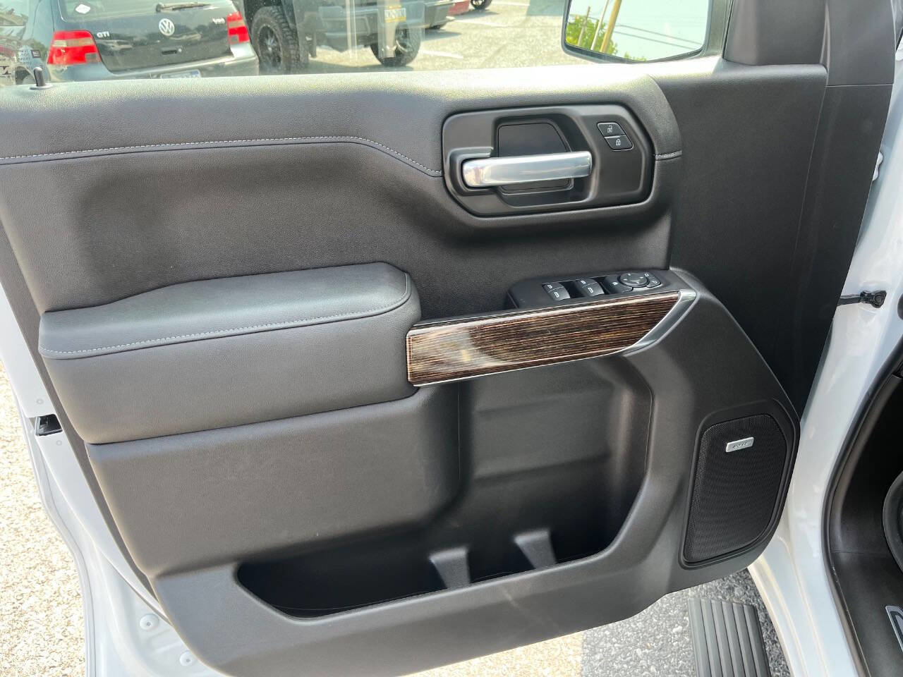 Used 2021 GMC Sierra 1500 Elevation w/ Preferred Package image 38