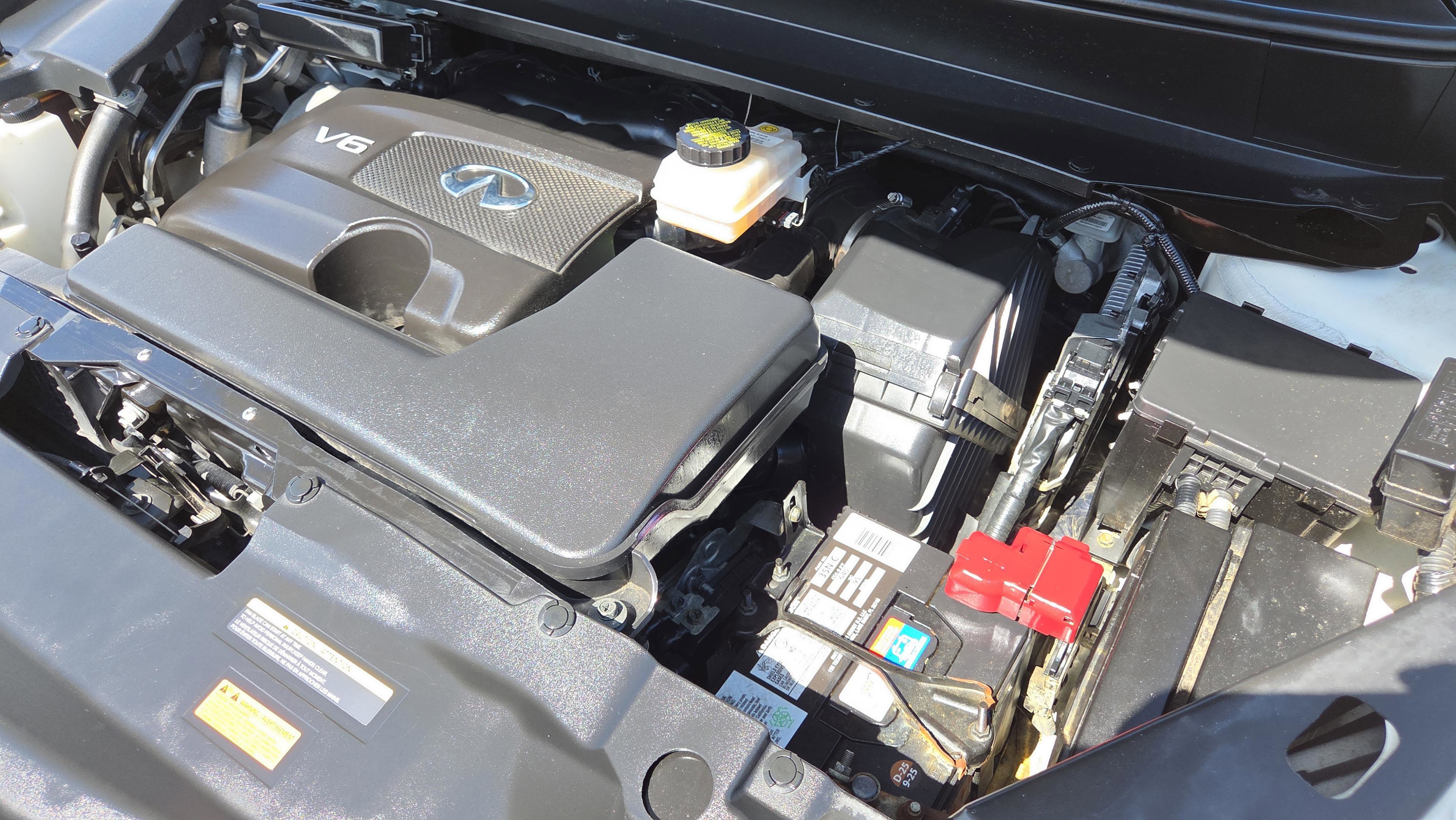 Used 2018 INFINITI QX60 Luxe w/ Deluxe Technology Package image 26