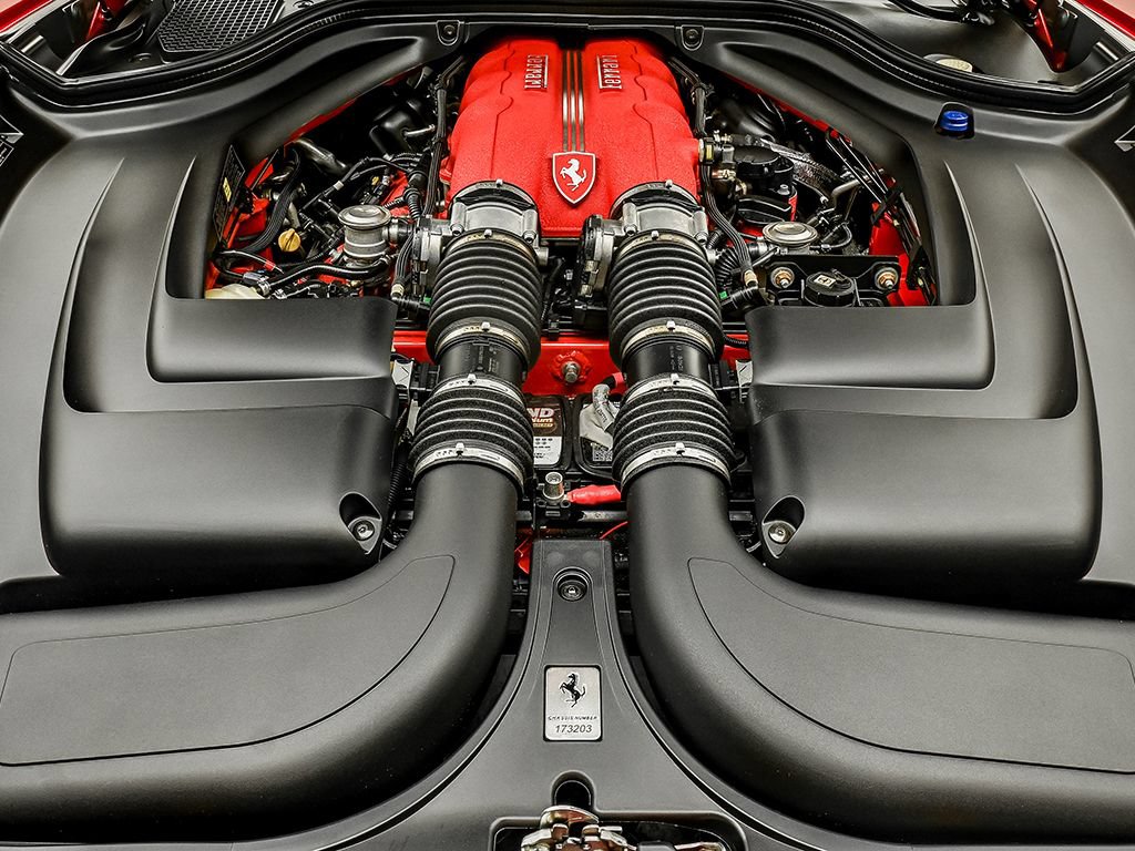 Certified 2010 Ferrari California RWD image 36