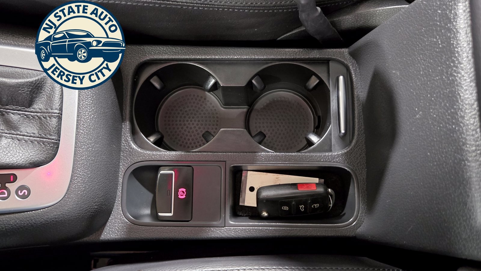 Used 2017 Volkswagen Tiguan Sport AWD/4WD image 19