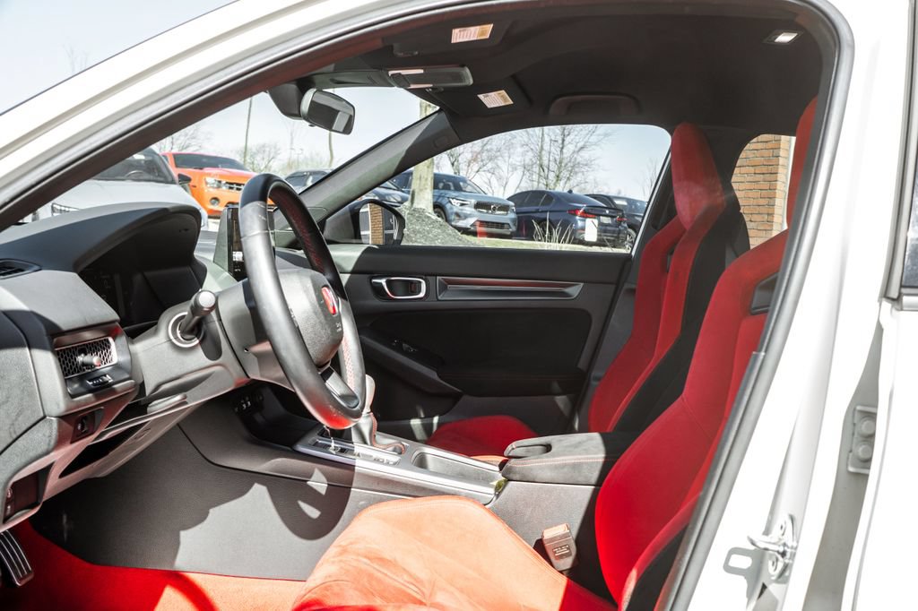 Used 2023 Honda Civic Type R image 25