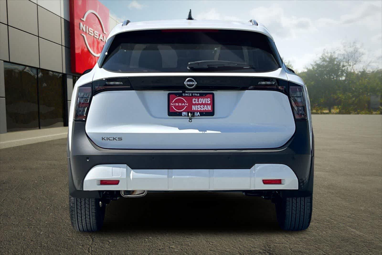 Used 2026 Nissan Kicks SV FWD image 8