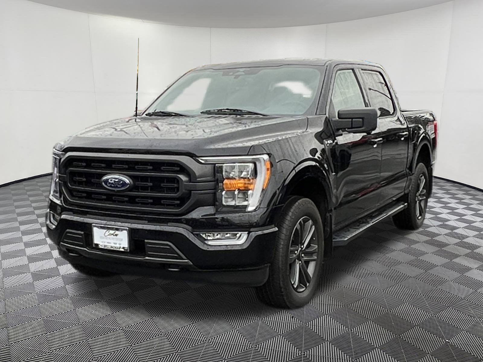 Used 2023 Ford F150 XLT w/ Equipment Group 302A High image 3