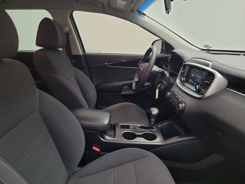 Used 2019 Kia Sorento FWD image 21