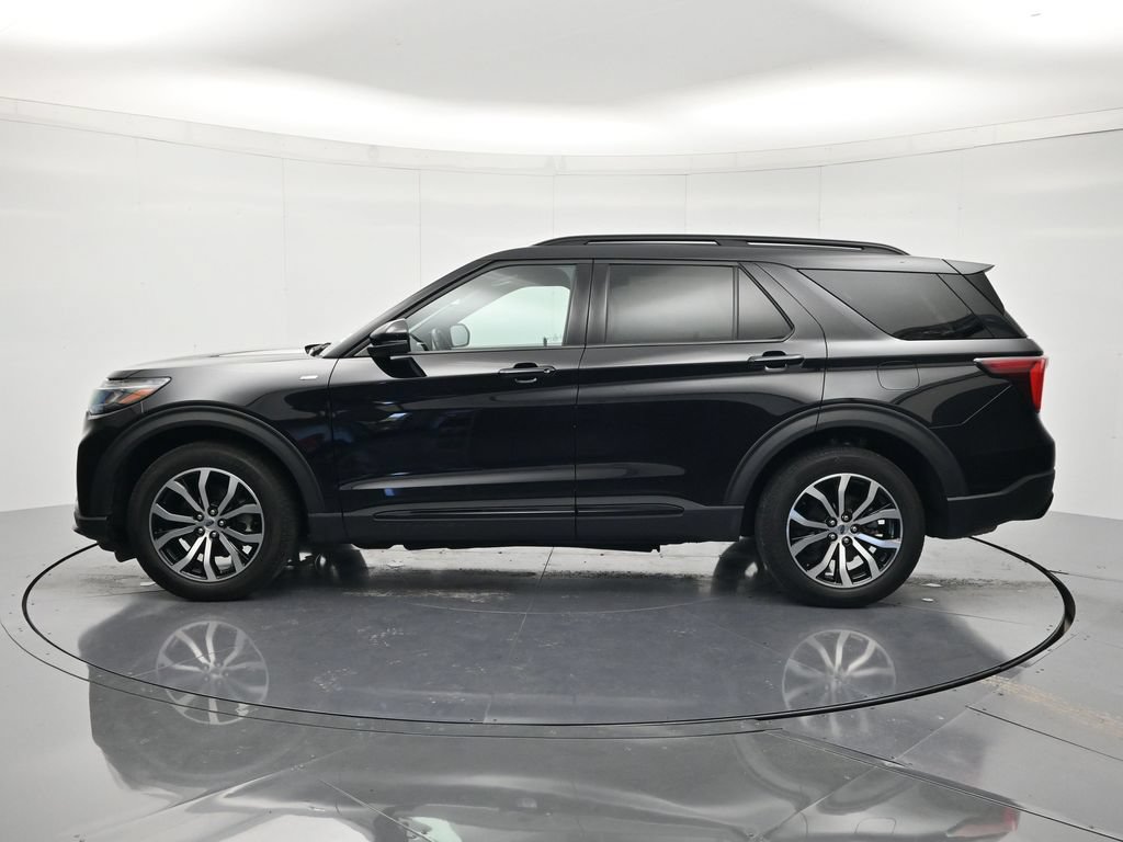 Used 2025 Ford Explorer ST-Line AWD/4WD image 8