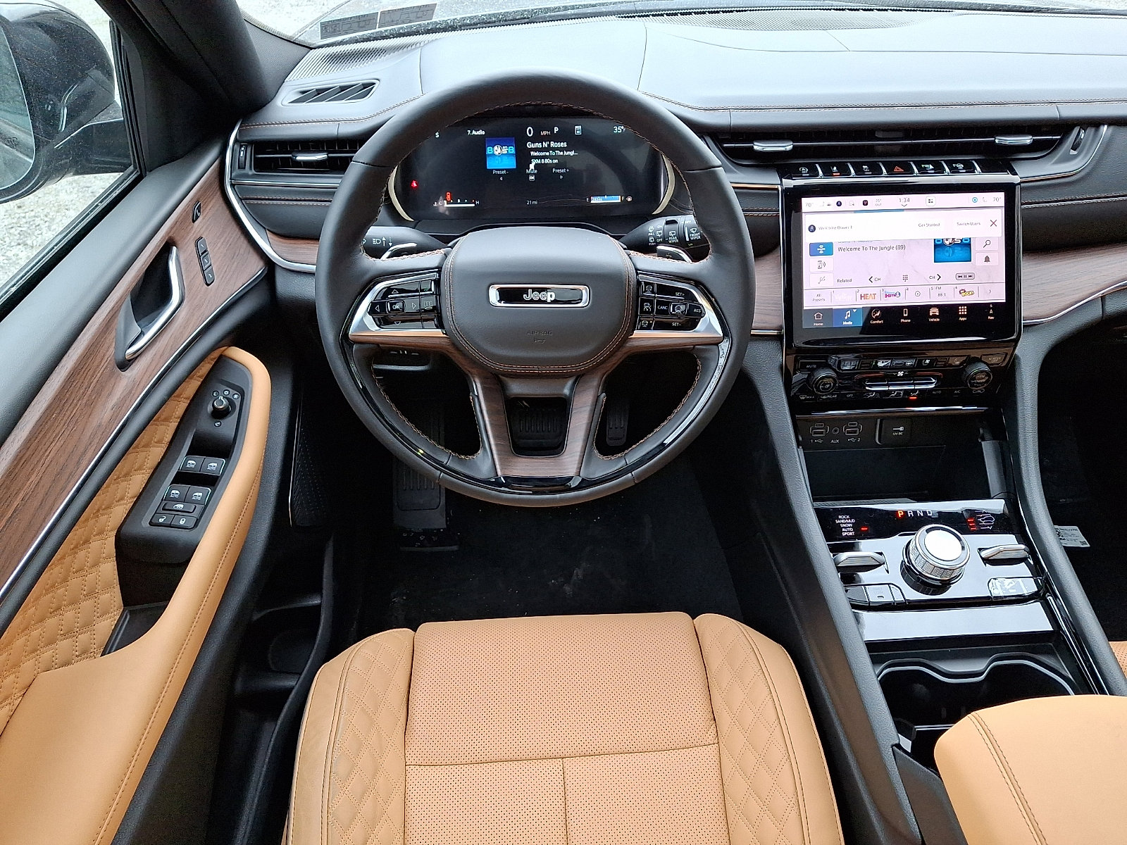 New 2025 Jeep Grand Cherokee Summit w/ Obsidian Package image 7