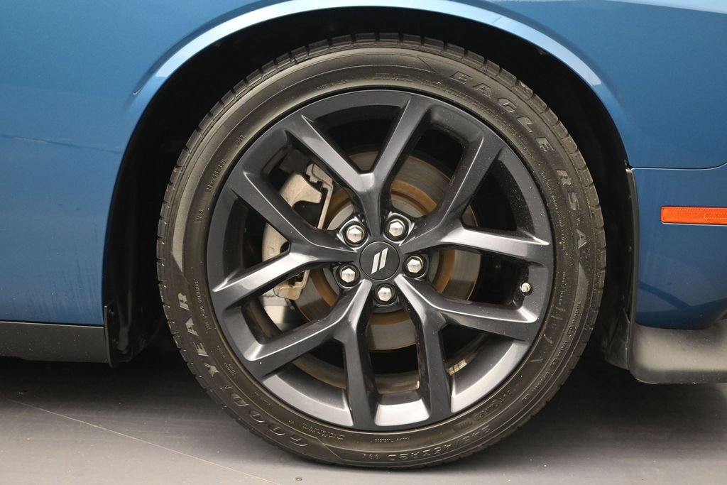 Used 2023 Dodge Challenger GT w/ Blacktop Package RWD image 9