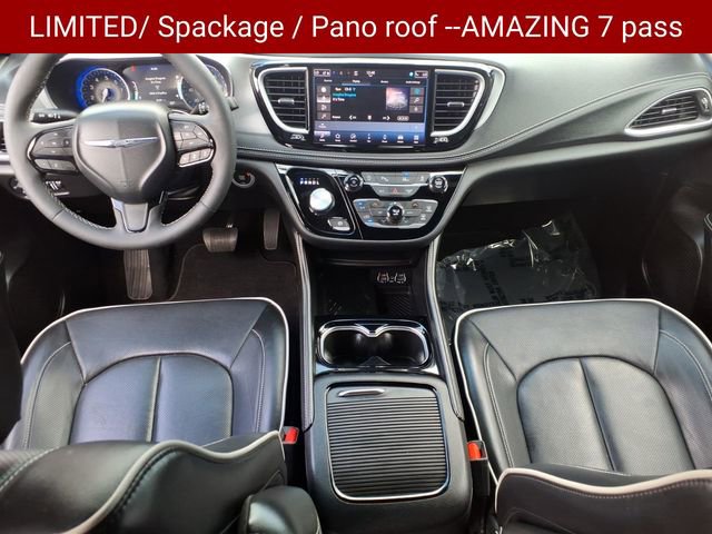 Used 2025 Chrysler Pacifica Limited FWD image 36