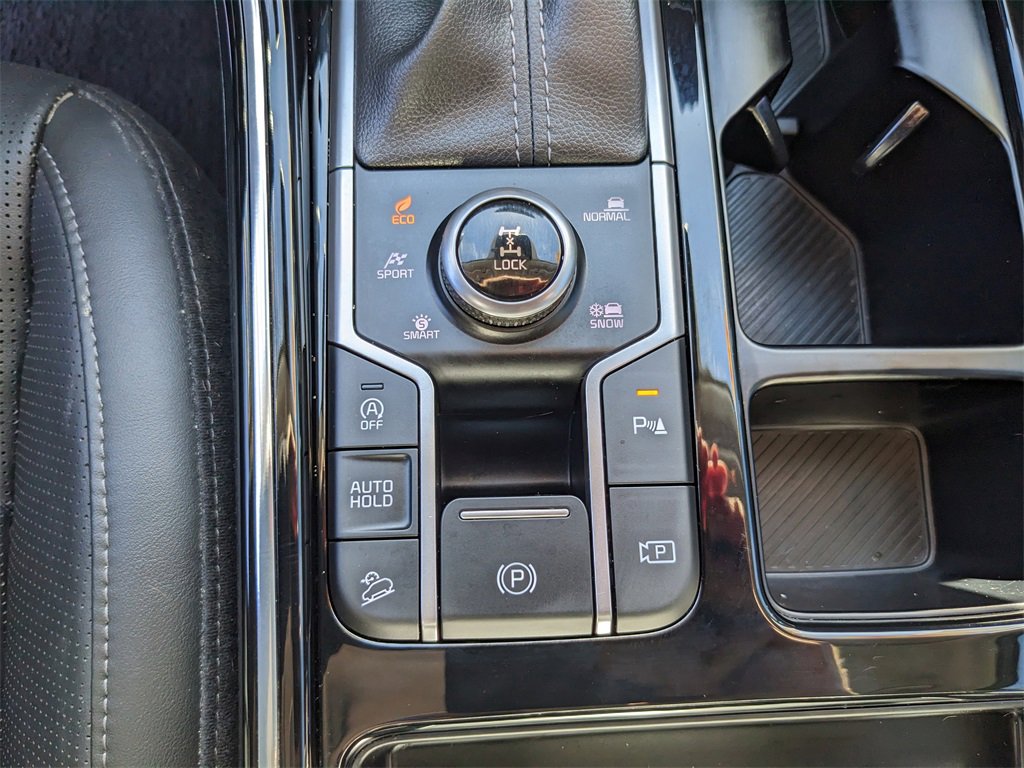 Certified 2025 Kia Sorento SX Prestige image 30