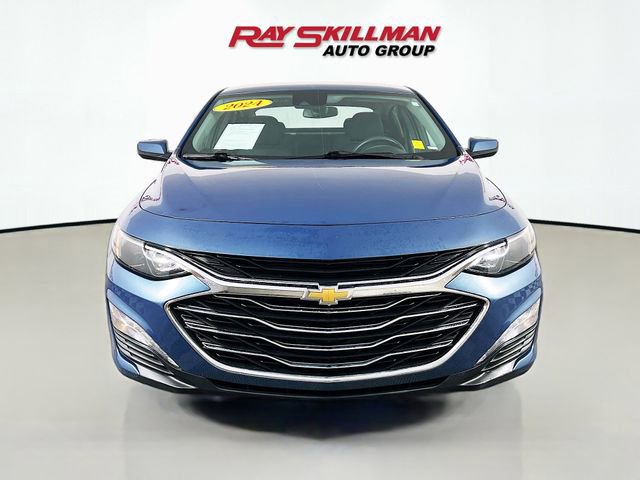 Used 2024 Chevrolet Malibu LT FWD image 2