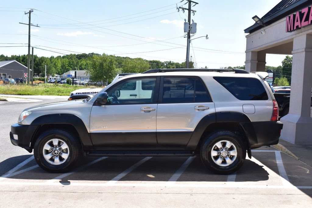 Used 2003 Toyota 4Runner SR5 AWD/4WD image 5