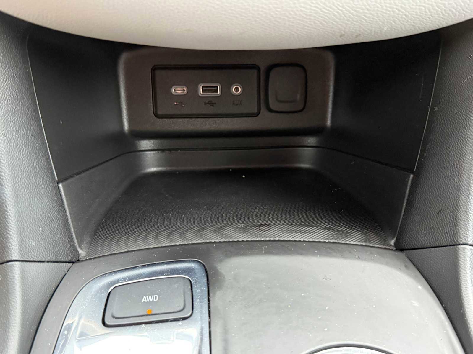 Used 2023 Chevrolet Equinox LS w/ LS Convenience Package image 53