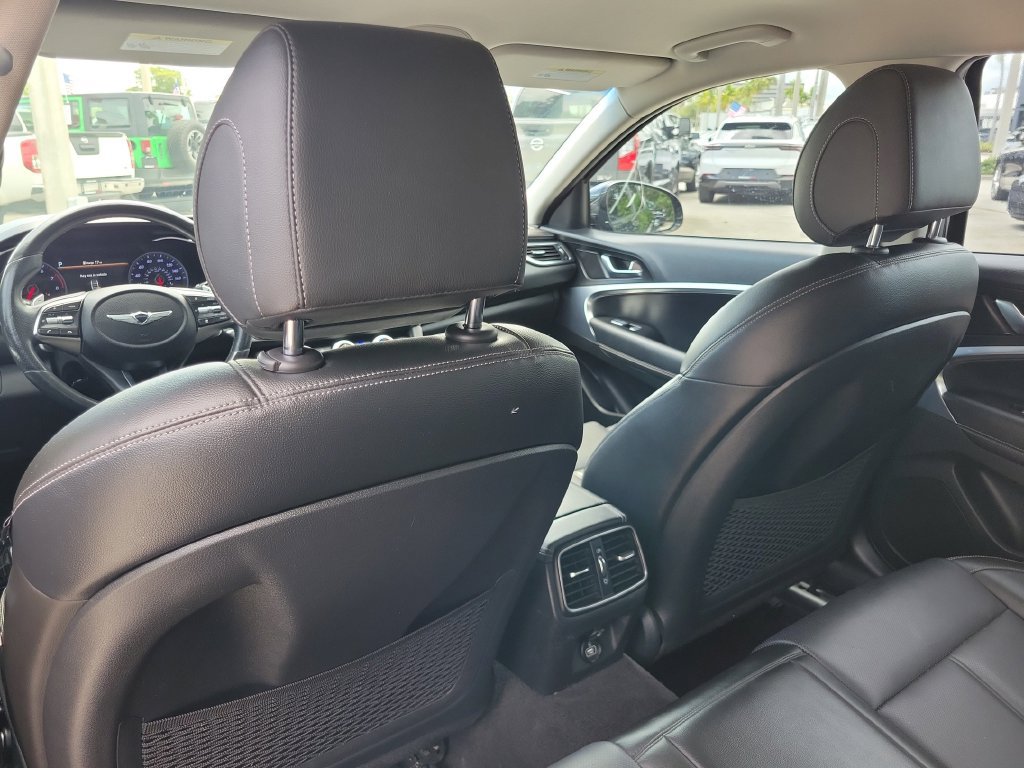 Used 2020 Genesis G70 2.0T RWD image 18
