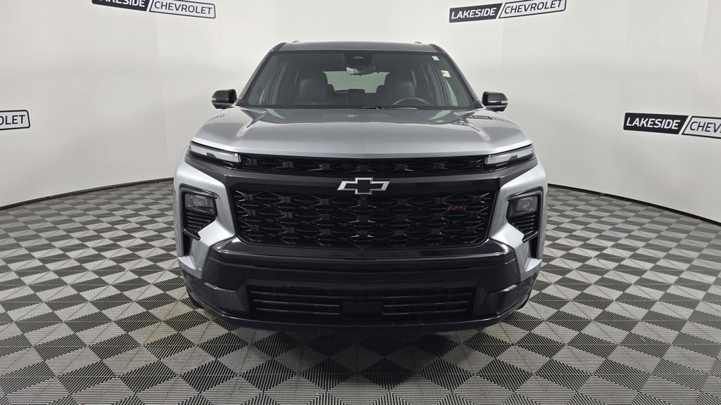 Used 2024 Chevrolet Traverse RS w/ LPO, Floor Liner Package image 9